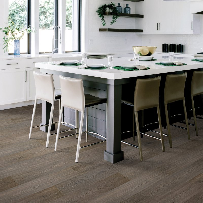 Living room with laminate flooring -  Hampton Villa - Anchor Oak